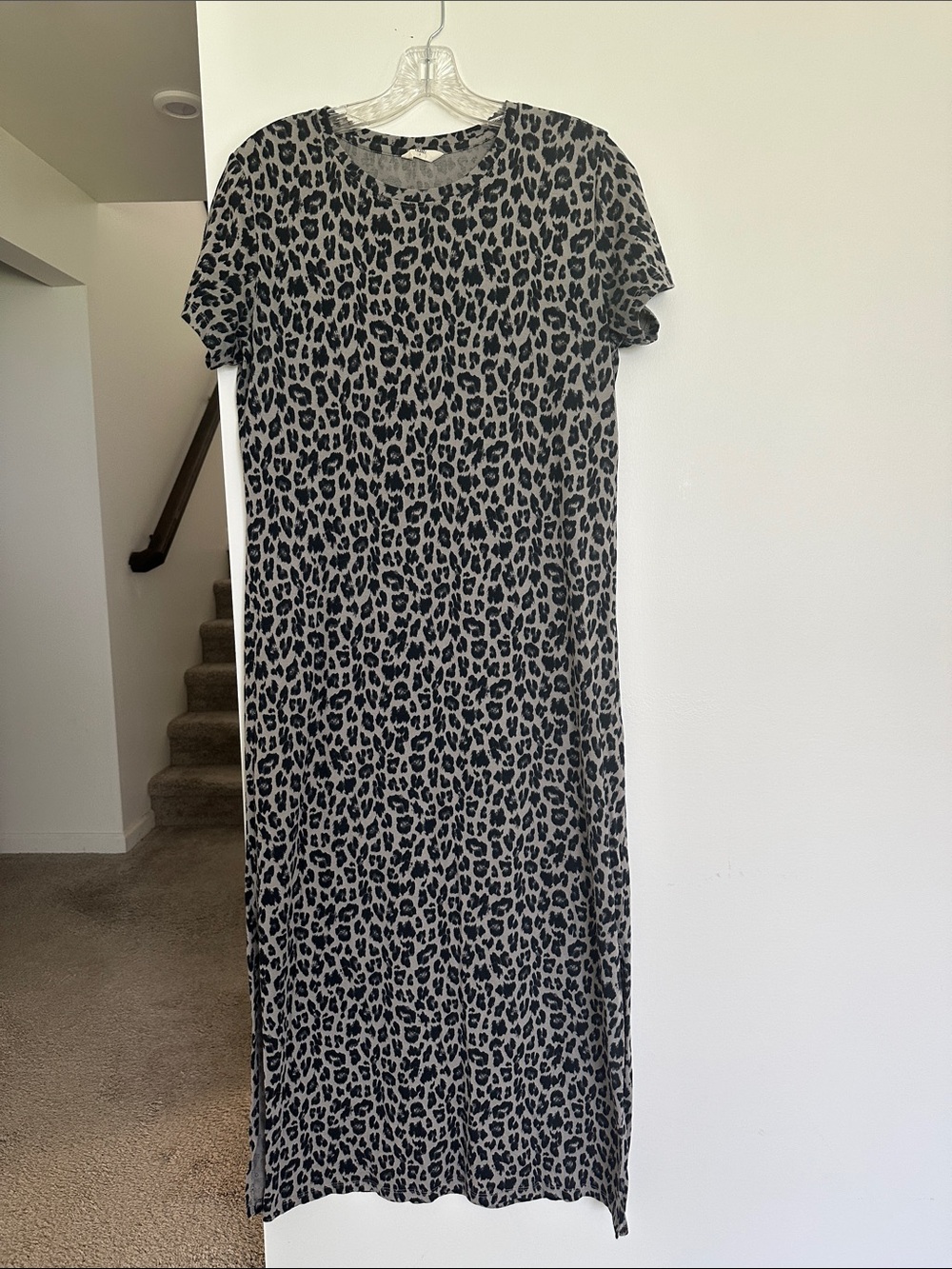Leopard Print Short Sleeve Maxi Dress - Gray